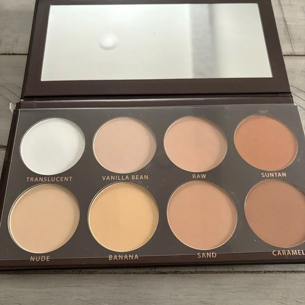 KAB COSMETICS CONTOUR LARGE PALETTE GIFT SET BRAND NEW IN BOX